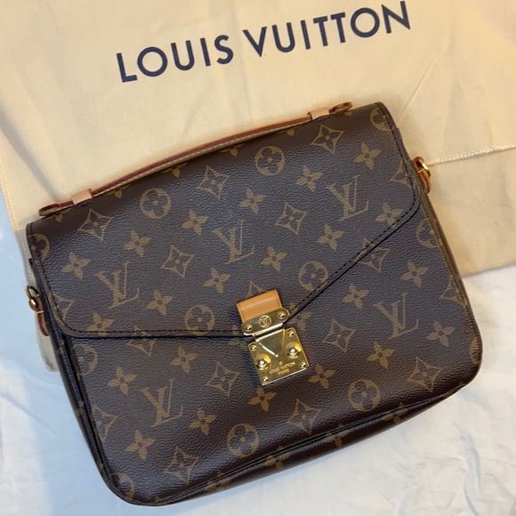 Louis Vuitton Pochette Métis - Picture 1 of 9